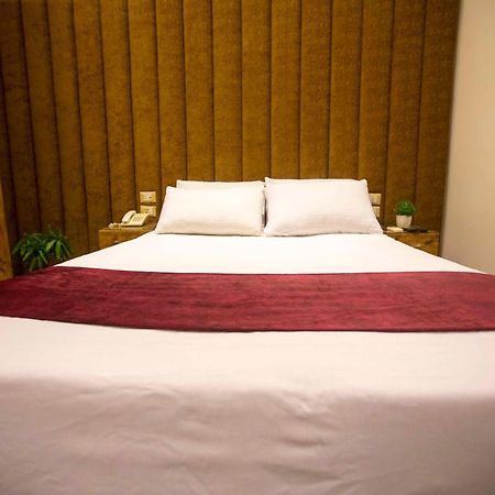 B&G Vlncia Hotel Dontown القاهرة المظهر الخارجي الصورة
